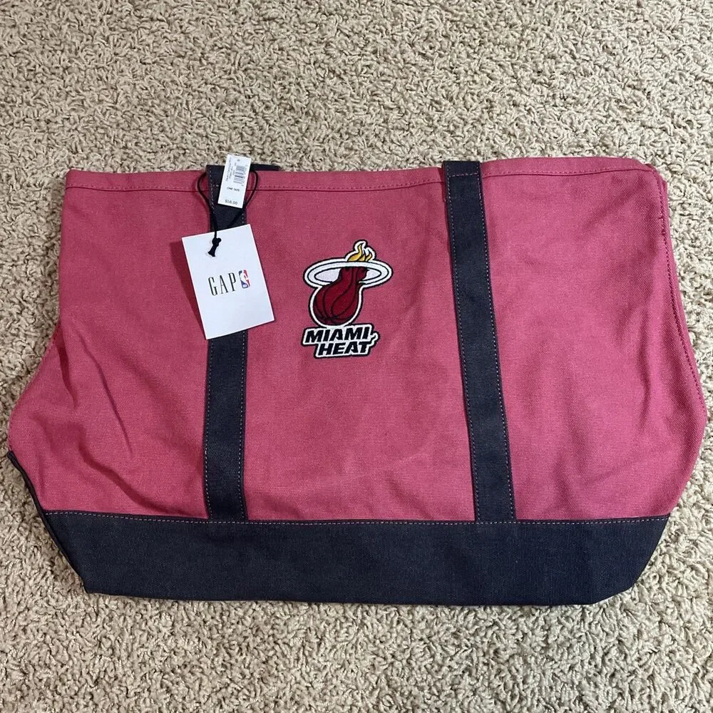 NBA Miami Heat Logo large Tote Bag GAP black/red Canvas 21x11.5x10 NWT $58